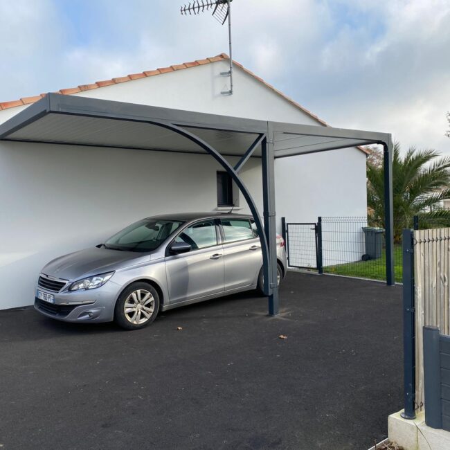 Véranda Extension Pergola Carport et Menuiserie à Royan Bordeaux St Jean d'Angely Limoges Poitiers Cognac Périgueux La Rochelle